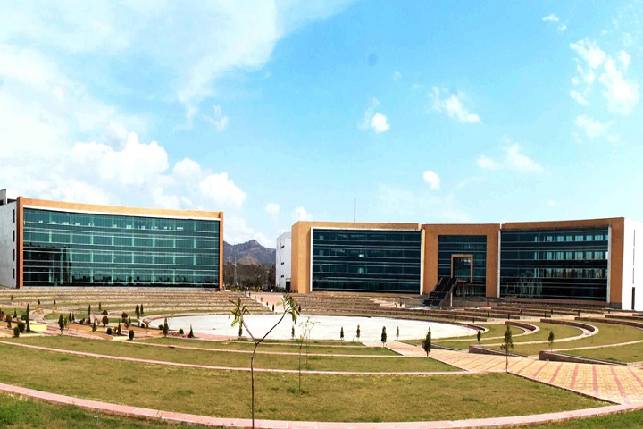 https://cache.careers360.mobi/media/colleges/social-media/media-gallery/563/2021/7/19/Campus View of Glocal School of Business and Commerce Saharanpur_Campus-View.jpg